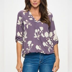 NWT West Kei Surplice Roll Tab Blouse in purple and ivory cream floral Sz XL